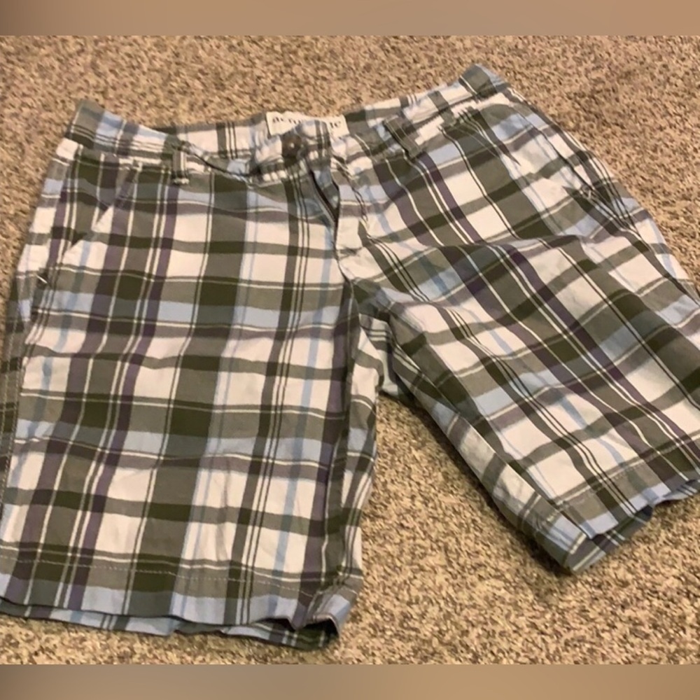 Aeropostale Juniors Plaid Low rise Bermuda Shorts - Sz 1/2. Mb worn if Sz 1 or 2